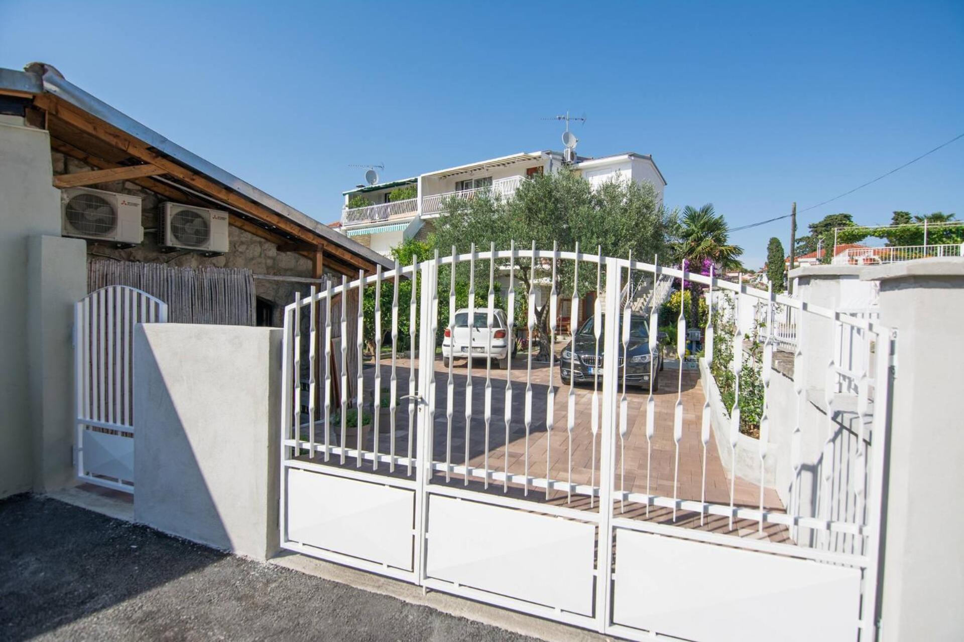 Apartment Rajna ビオグラード・ナ・モル エクステリア 写真