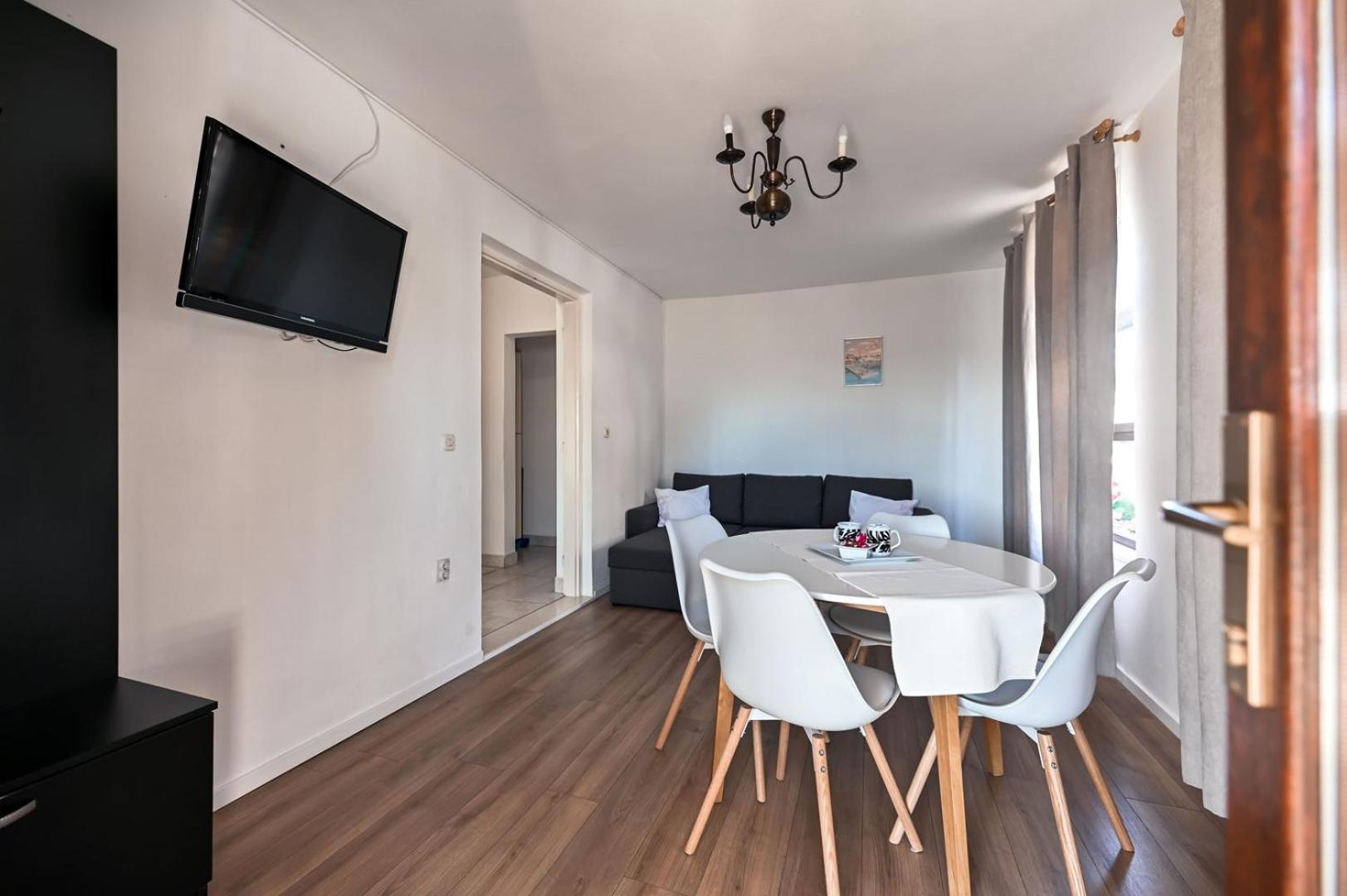 Apartment Rajna ビオグラード・ナ・モル エクステリア 写真